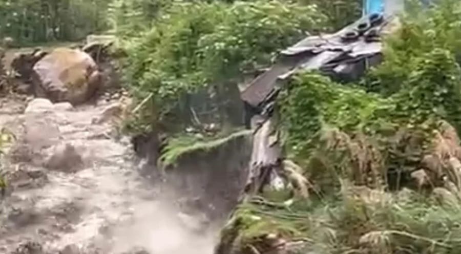 Claman por ayuda y agua potable en El Cerrito, Santander imagen de la publicación