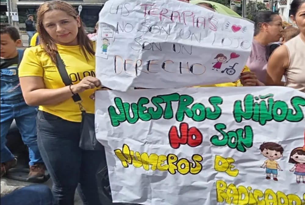 Padres de niños discapacitados exigen reactivación inmediata de terapias y la entrega de autorizaciones médicas imagen de la publicación