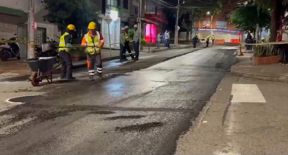 Obra nocturna para mejorar la calle 35 de Bucaramanga imagen de la publicación