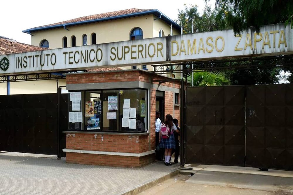 Recompensa para quien delate a los expendedores de drogas en colegios imagen de la publicación