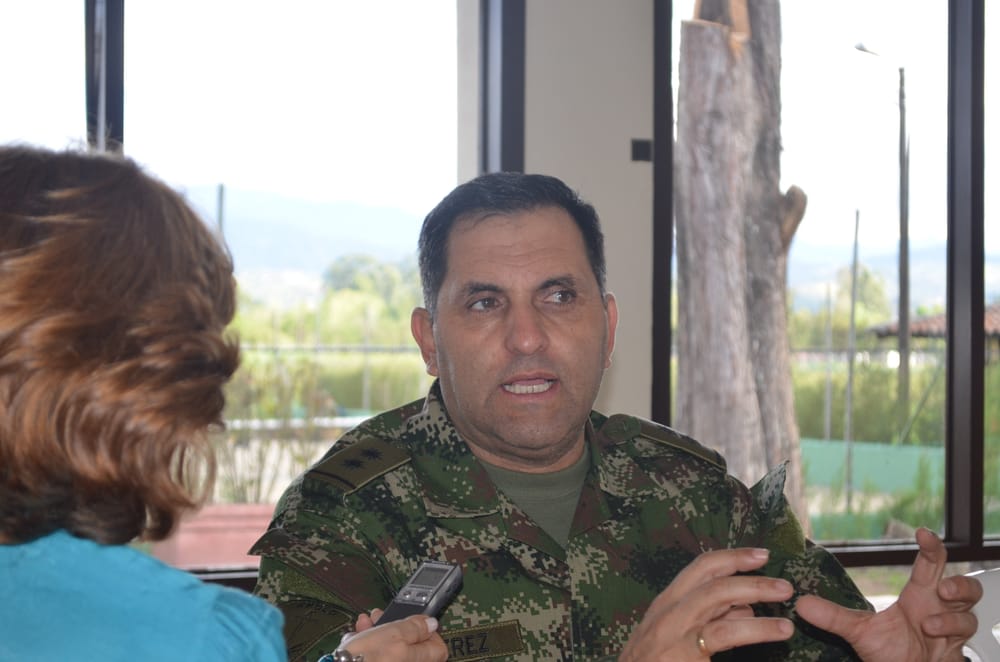 General (R)  Jorge Humberto Jerez en la ‘Comisión de EMPALME’ imagen de la publicación