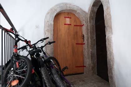 Hallan los cuerpos de cinco recién nacidos en una vivienda imagen de la publicación