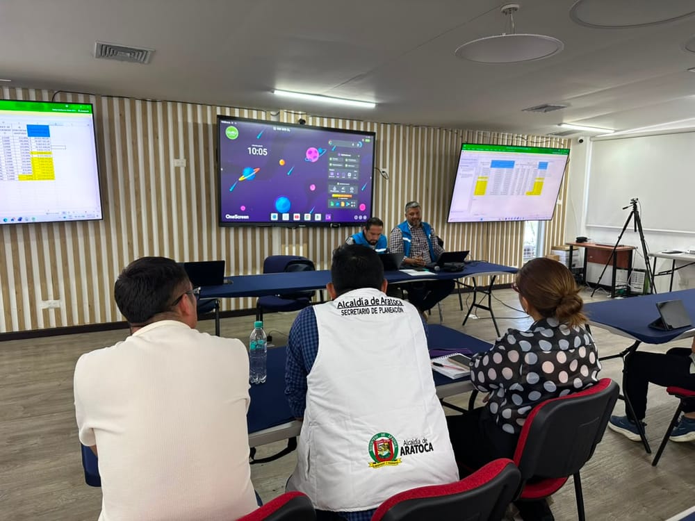 Gobernación logra acuerdos para ajustar avalúos catastrales en 33 municipios de Santander imagen de la publicación