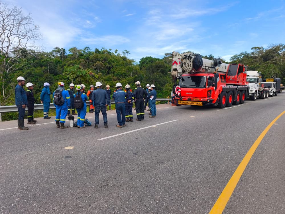 Cierran un tramo de la Ruta del Cacao por rescate de camión siniestrado imagen de la publicación