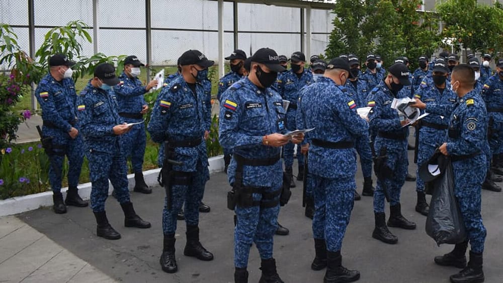 Guardias del INPEC que permitieron tremenda furrusca en una cárcel continuarán suspendidos imagen de la publicación