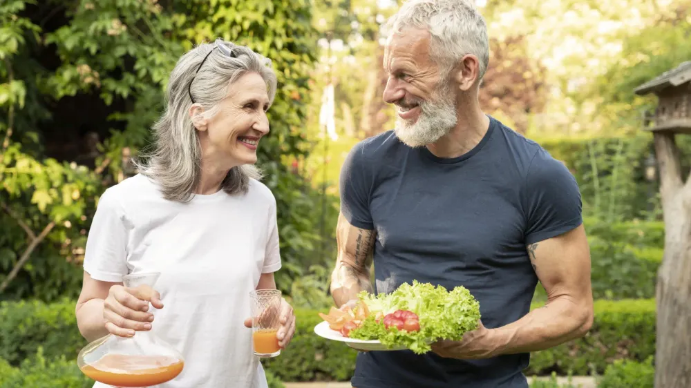 El secreto para vivir 100 años: un estudio identifica las claves de la longevidad saludable imagen de la publicación