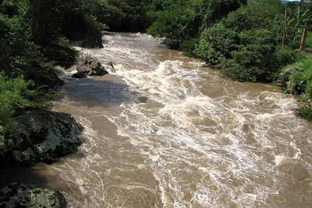Puente festivo deja tragedia en los ríos de Santander: un pescador murió y dos personas siguen desaparecidas imagen de la publicación
