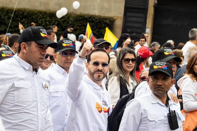 CNE reconoce el partido de Abelardo De la Espriella, Defensores de la Patria, como nueva colectividad política. ¿Le gusta la idea? imagen de la publicación