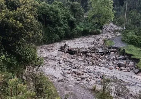 Lluvias provocan crecientes súbitas y afectaciones en tres municipios de Santander imagen de la publicación