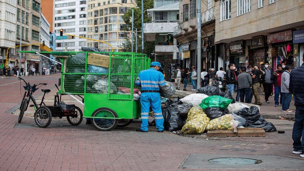 Recicladores de oficio tendrán protección en salud, riesgos laborales y respaldo para la vejez imagen de la publicación