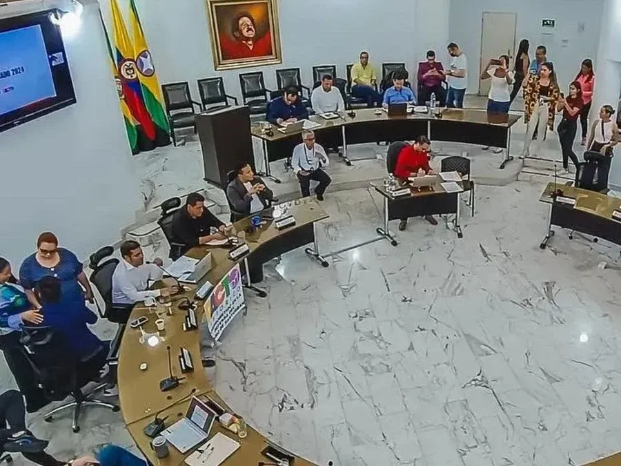 Crónica de una muerte anunciada: juez suspende empréstito en Bucaramanga  tras graves reparos de la Procuraduría imagen de la publicación