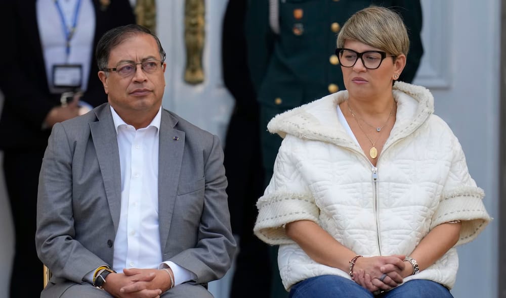 Petro se divorcia de Verónica Alcocer y se va del país imagen de la publicación