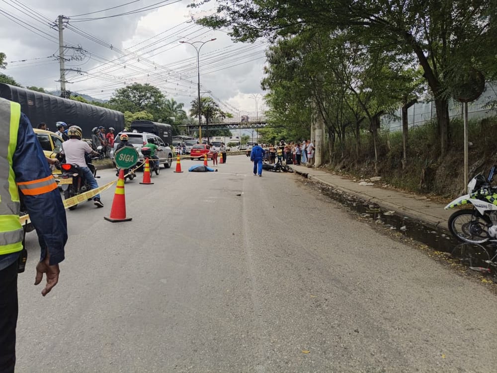 Continúan las tragedias viales en Santander: una adulta mayor y un motociclista murieron en trágicos accidentes en Santander imagen de la publicación