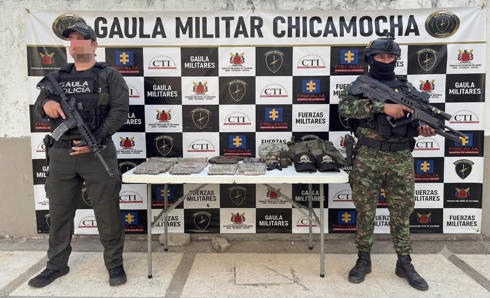 Golpe a las Autodefensas Conquistadoras de la Sierra: Ejército halló arsenal clandestino en Santander imagen de la publicación