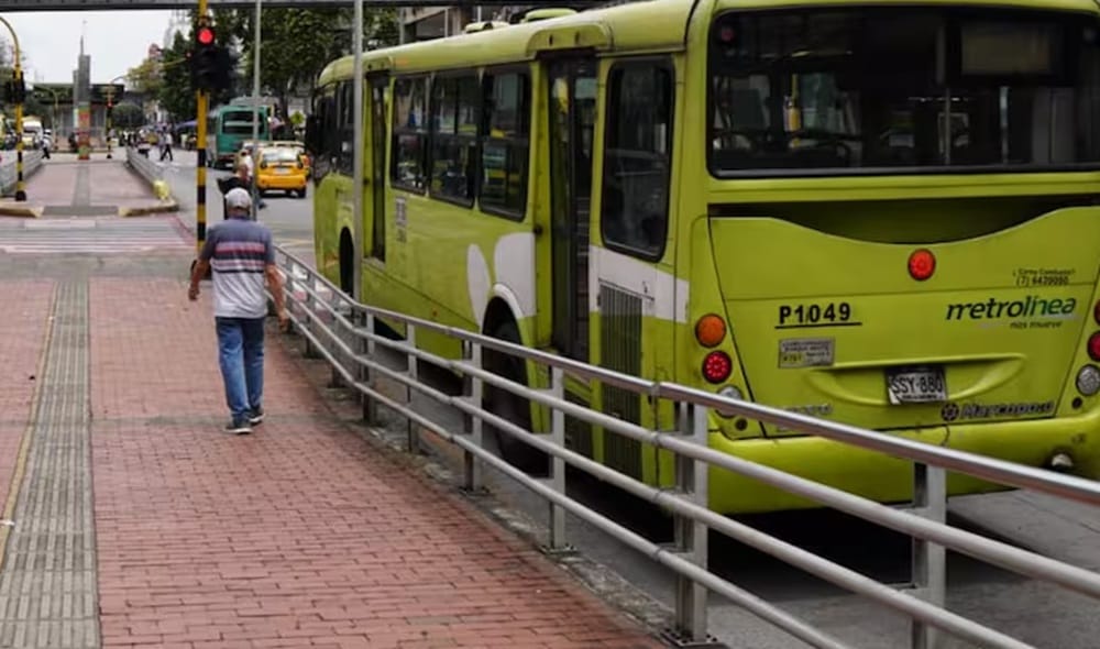 Exempleados de Metrolínea esperan desde hace meses el pago de sus liquidaciones imagen de la publicación