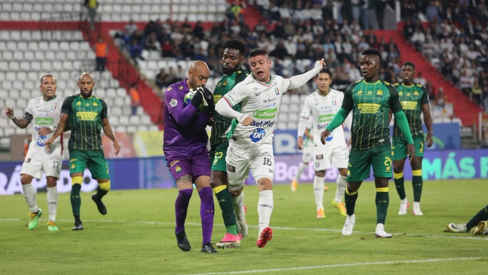 Bucaramanga logró un triunfazo ante el Once Caldas y es segundo en la Liga imagen de la publicación