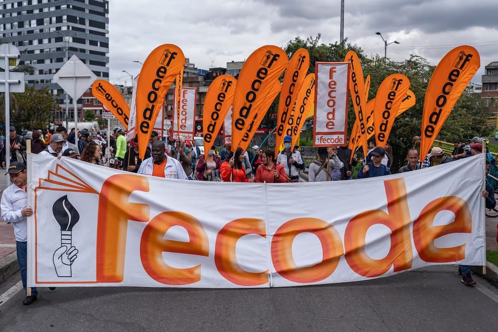 FECODE es el enemigo de los niños y maestros imagen de la publicación