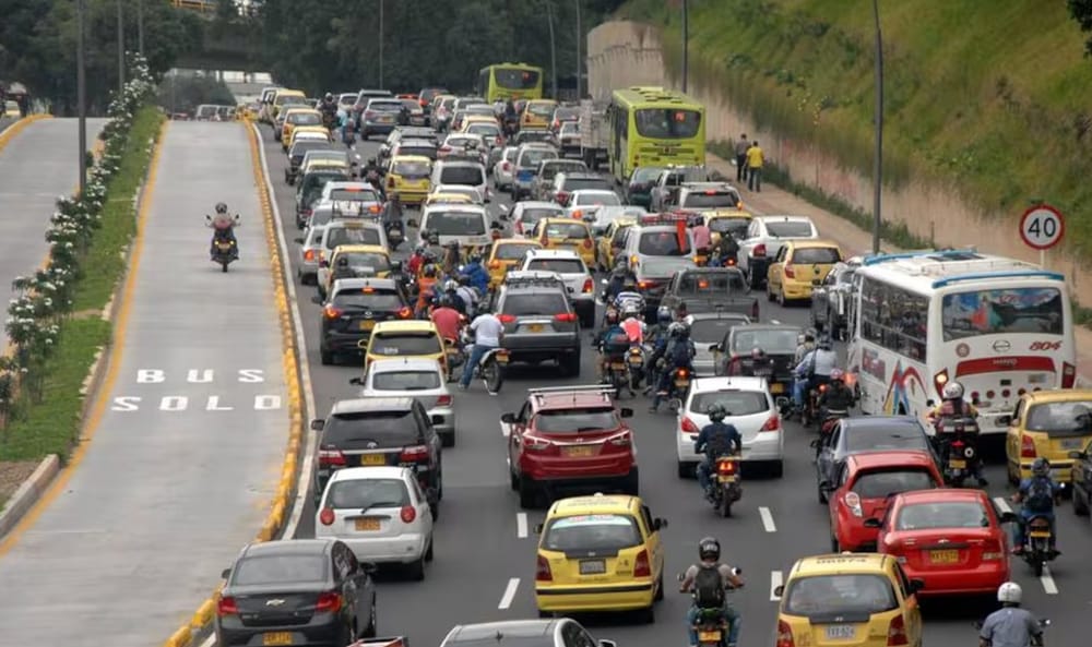 Más carros y menos pasajeros en toda el Área Metropolitana imagen de la publicación