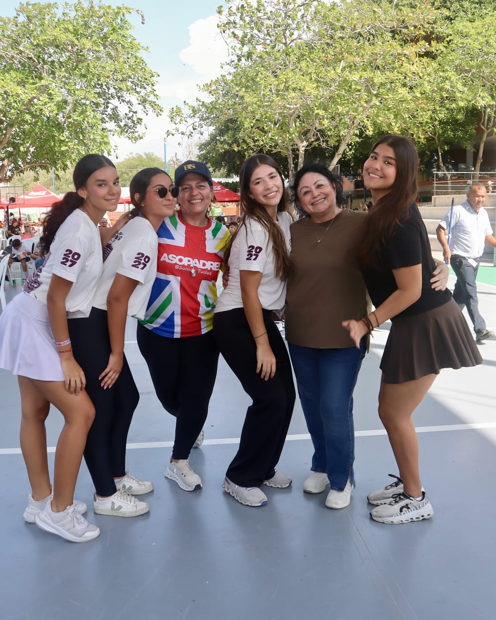 Los colegios deberían recuperar los espacios que integran a toda la familia imagen de la publicación