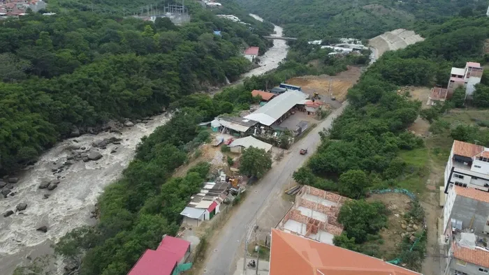 Cierran la carrera Primera de San Gil para avanzar en las obras imagen de la publicación