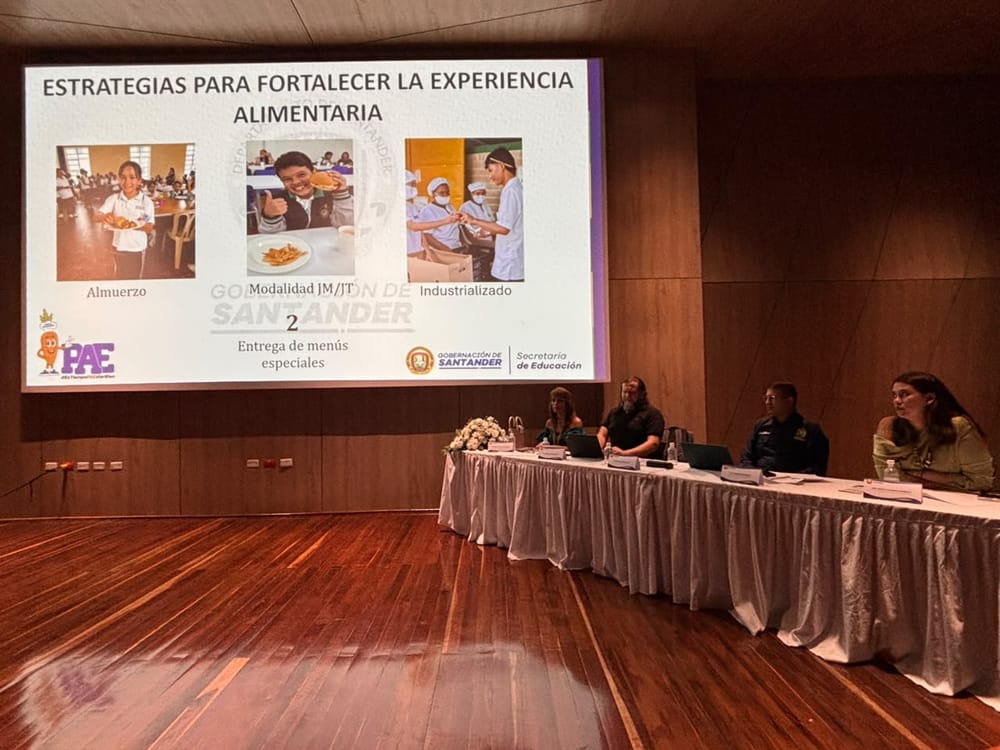 Mesa pública del Programa de alimentación escolar 'Es Tiempo PAEstar Bien' en Santander imagen de la publicación