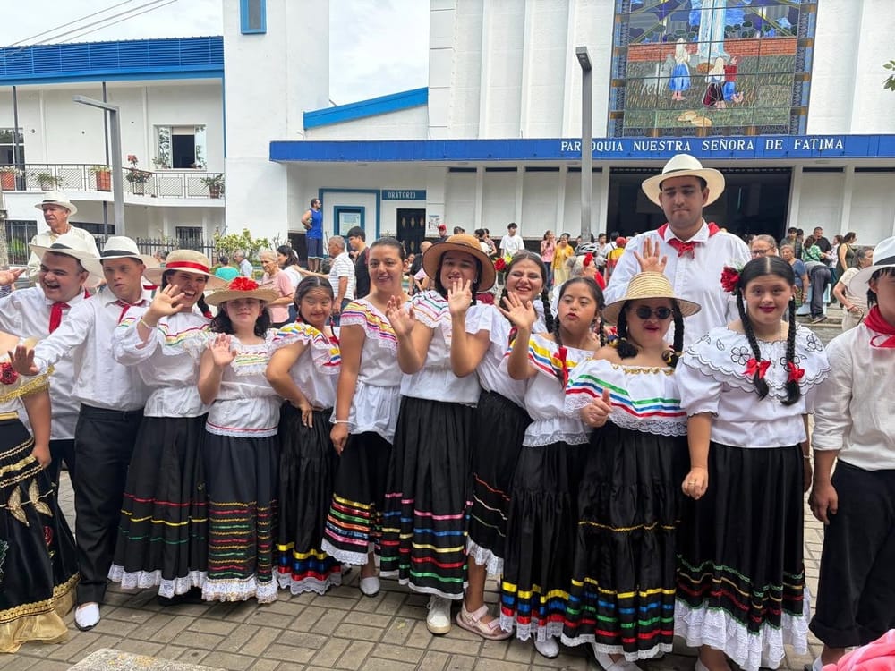Santander Sin Límites se tomó el Desfile Picos de Oro imagen de la publicación