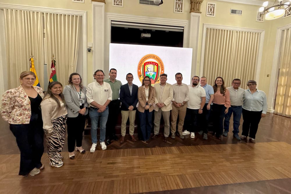 Santander fortalece estrategias y proyectos en tecnología, ciencia e innovación imagen de la publicación