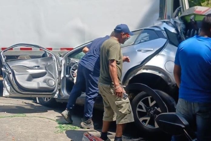 Una mujer muerta y varios heridos dejó aparatoso accidente en Santander imagen de la publicación