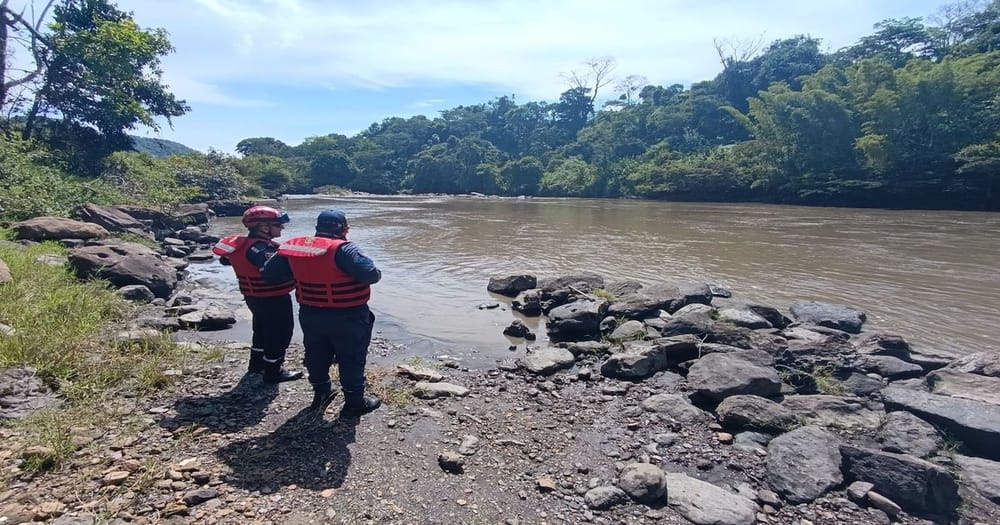 Buscan a exfuncionario de la DIAN que desapareció tras llegar al río Suárez imagen de la publicación