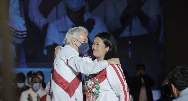 Keiko Fujimori confirmó que Álvaro Vargas Llosa será embajador de Perú en Estados Unidos imagen de la publicación