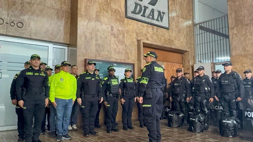 Más de $21.000 millones en mercancía de contrabando fueron incautados en pleno centro de Cali imagen de la publicación