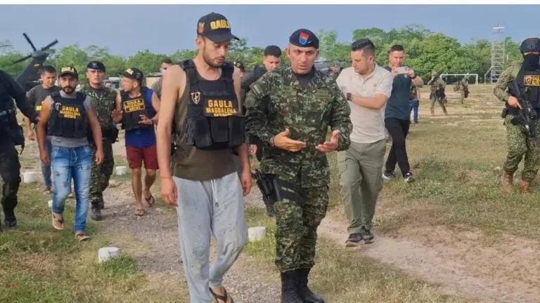 Ocho personas secuestradas por el ELN fueron rescatadas, lo confirmó presidente Abelardo de la Espriella imagen de la publicación