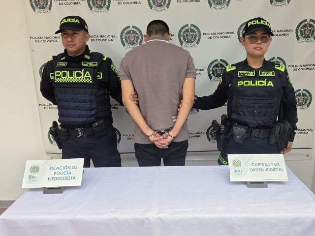 Lo pararon para un registro y descubrieron que era buscado por tentativa de homicidio en Piedecuesta imagen de la publicación