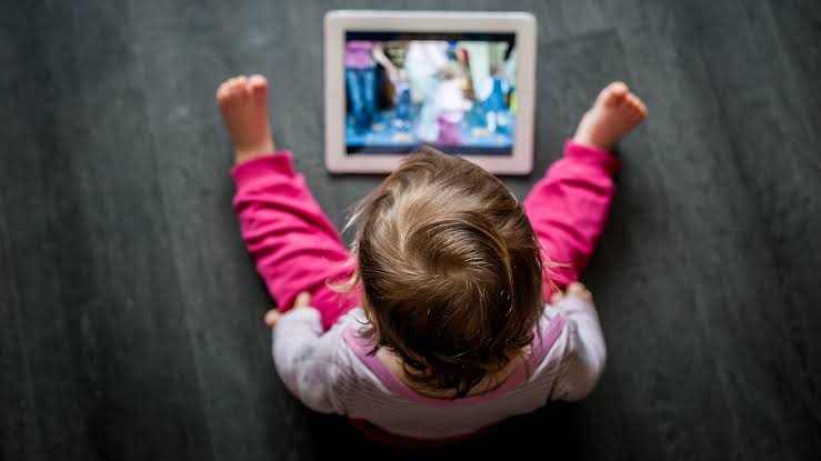 Pantallas bajo la lupa: las alertas sobre la salud mental de niños y adolescentes imagen de la publicación