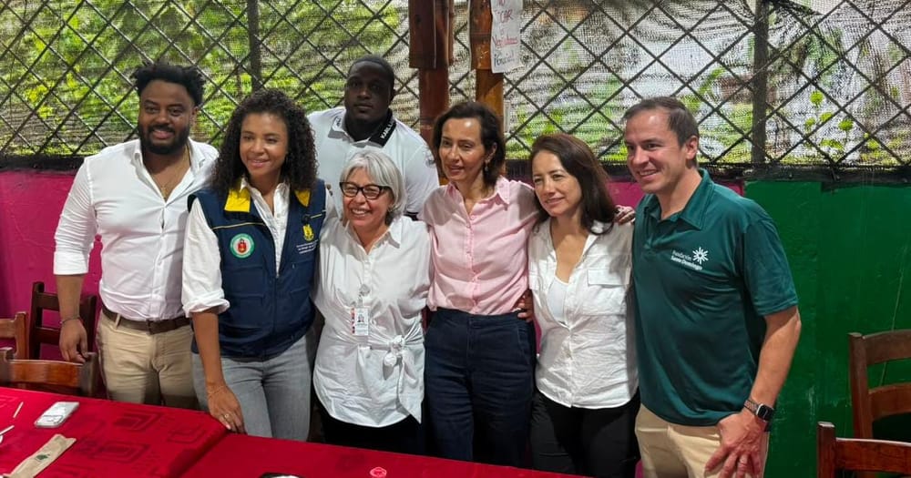 Restablecido el servicio educativo los territorios golpeados por el terremoto imagen de la publicación