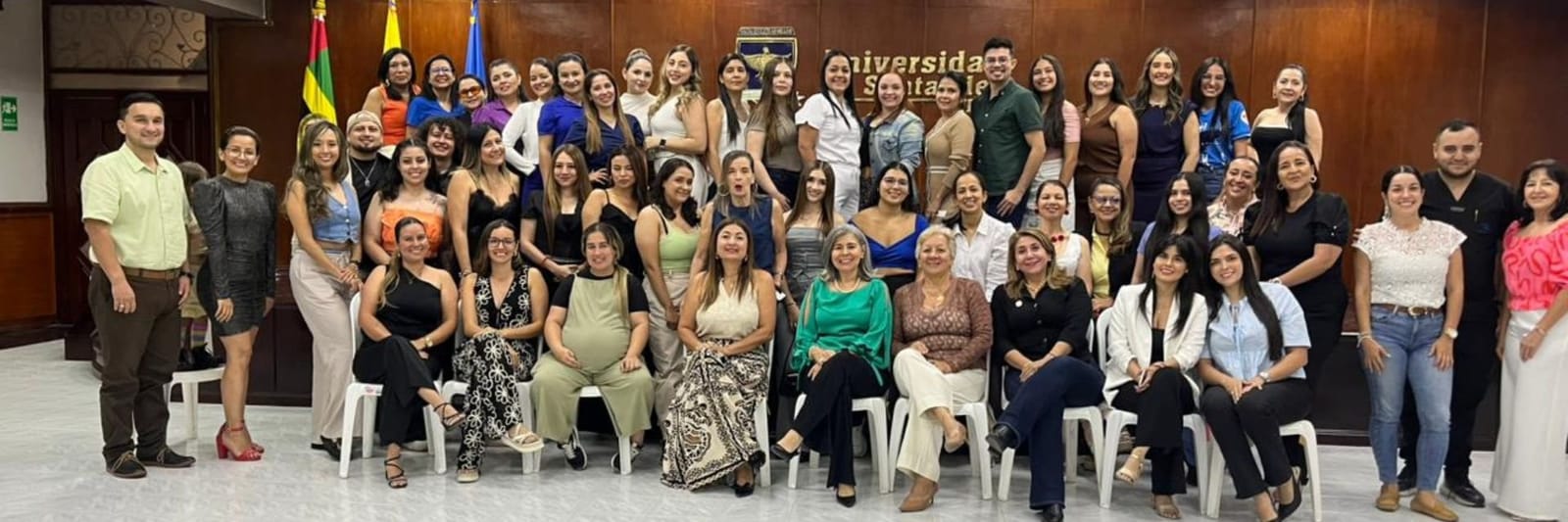 Graduados de Ciencias Médicas regresaron a la UDES para un reconocimiento a su labor profesional imagen de la publicación