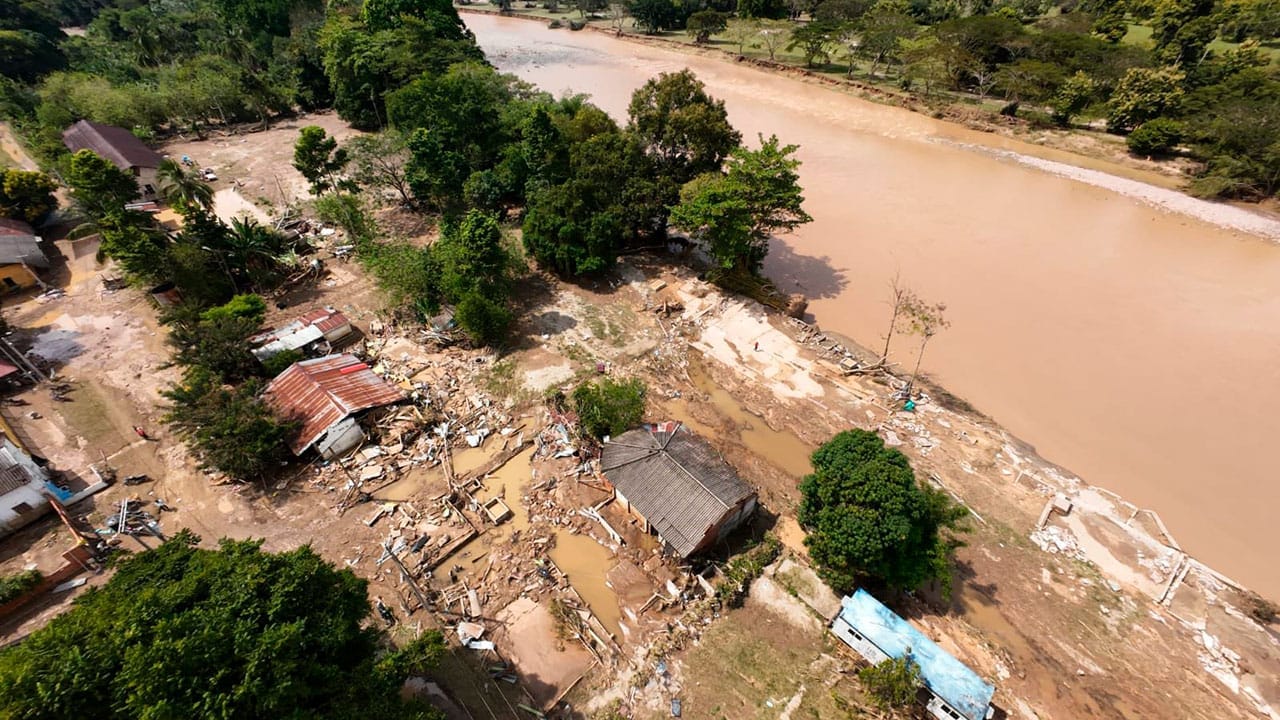 Lluvias elevan alertas en ríos de Santander imagen de la publicación