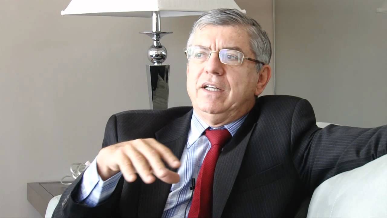 Liberales firmaron alianza  con el Centro Democrático Para defender Constitución Nacional imagen de la publicación