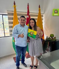 Mujer de Aratoca inicia intercambio cultural y ambiental en Francia imagen de la publicación