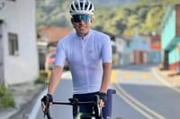 Ex gobernador Mauricio Aguilar operado con éxito tras accidente en bicicleta, será trasladado a Bucaramanga imagen de la publicación