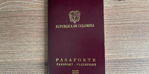 Colombia estrena nuevo modelo de pasaportes con tecnología avanzada desde abril imagen de la publicación