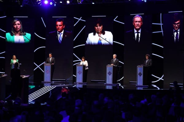 Argentina se divide en tres para las elecciones de este domingo