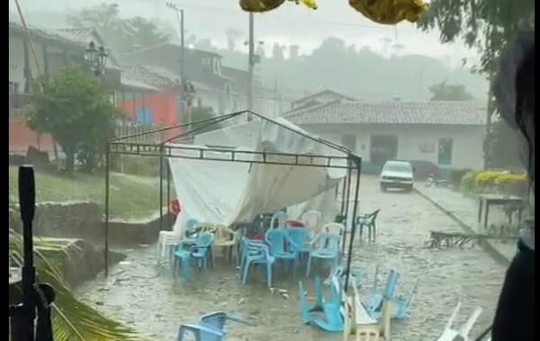 Fuerte granizada causó graves afectaciones en Palmas del Socorro, Santander