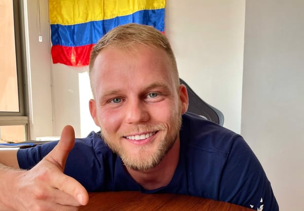 Controversia entre influencer alemán y proveedor colombiano por diseños de ropa