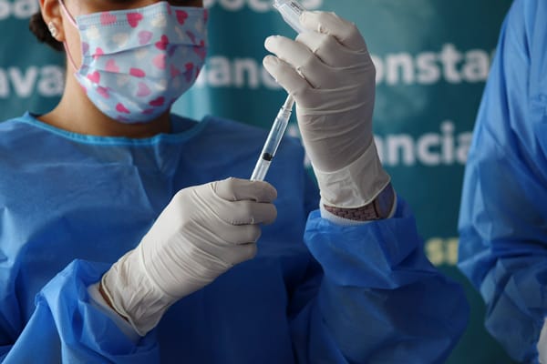 Barrancabermeja alcanza metas de vacunación con más de 6,600 dosis aplicadas en enero