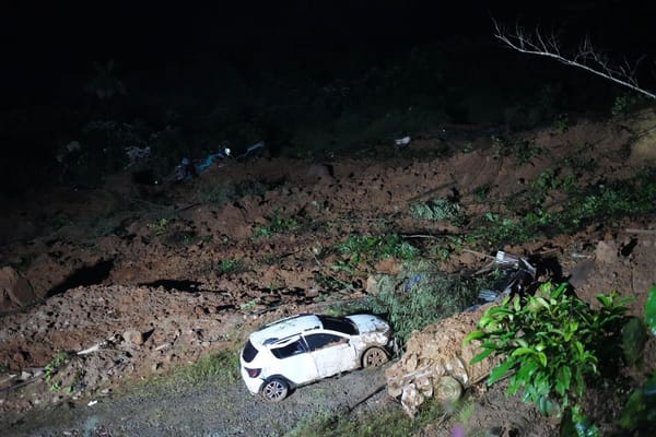 Calamidad pública en Chocó tras derrumbe mortal en vía Medellín - Quibdó