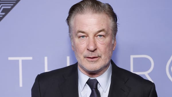 Actor Alec Baldwin enfrentará juicio por disparo accidental en Rust