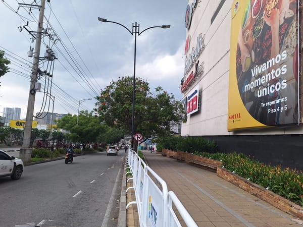 Cambio vial en Floridablanca: Vallas y glorieta para una mejor circulación