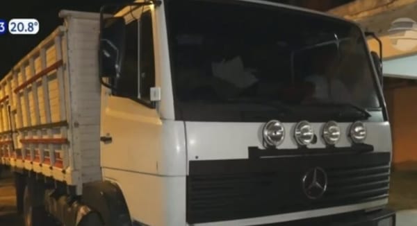 Fatal accidente: Tres muertos y 15 heridos por descarga eléctrica en camión
