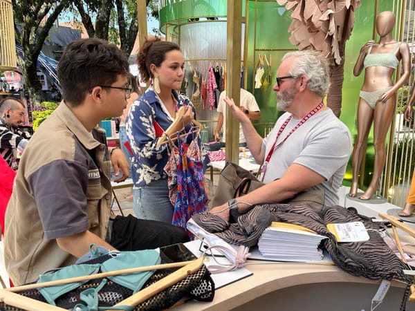 Estudiantes de Negocios Internacionales UPB destacan como mediadores en Colombiatex